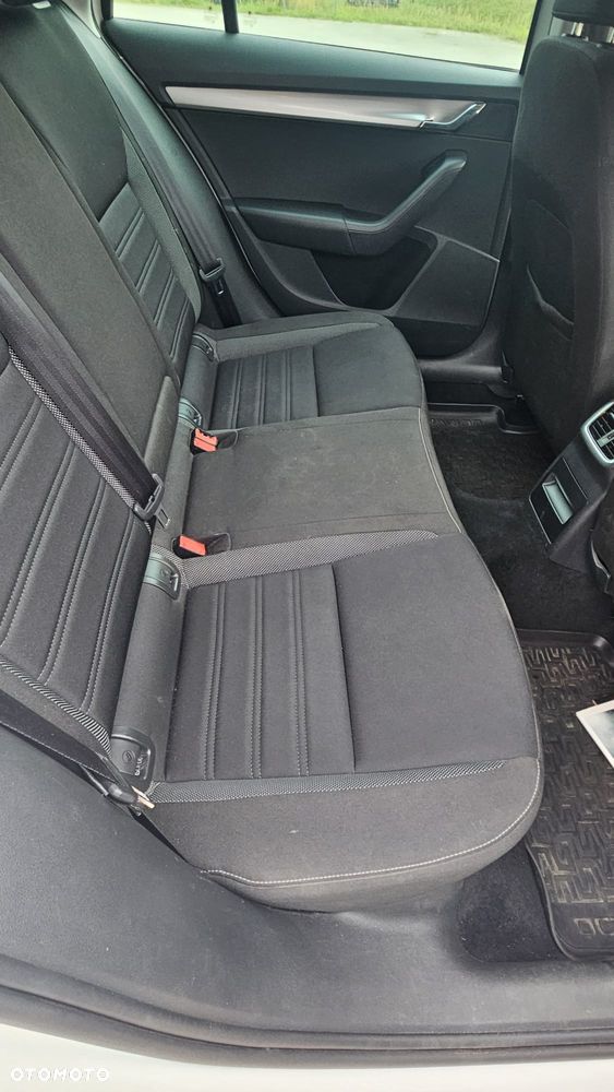 Skoda Octavia 1.6 TDI SCR Ambition - 13