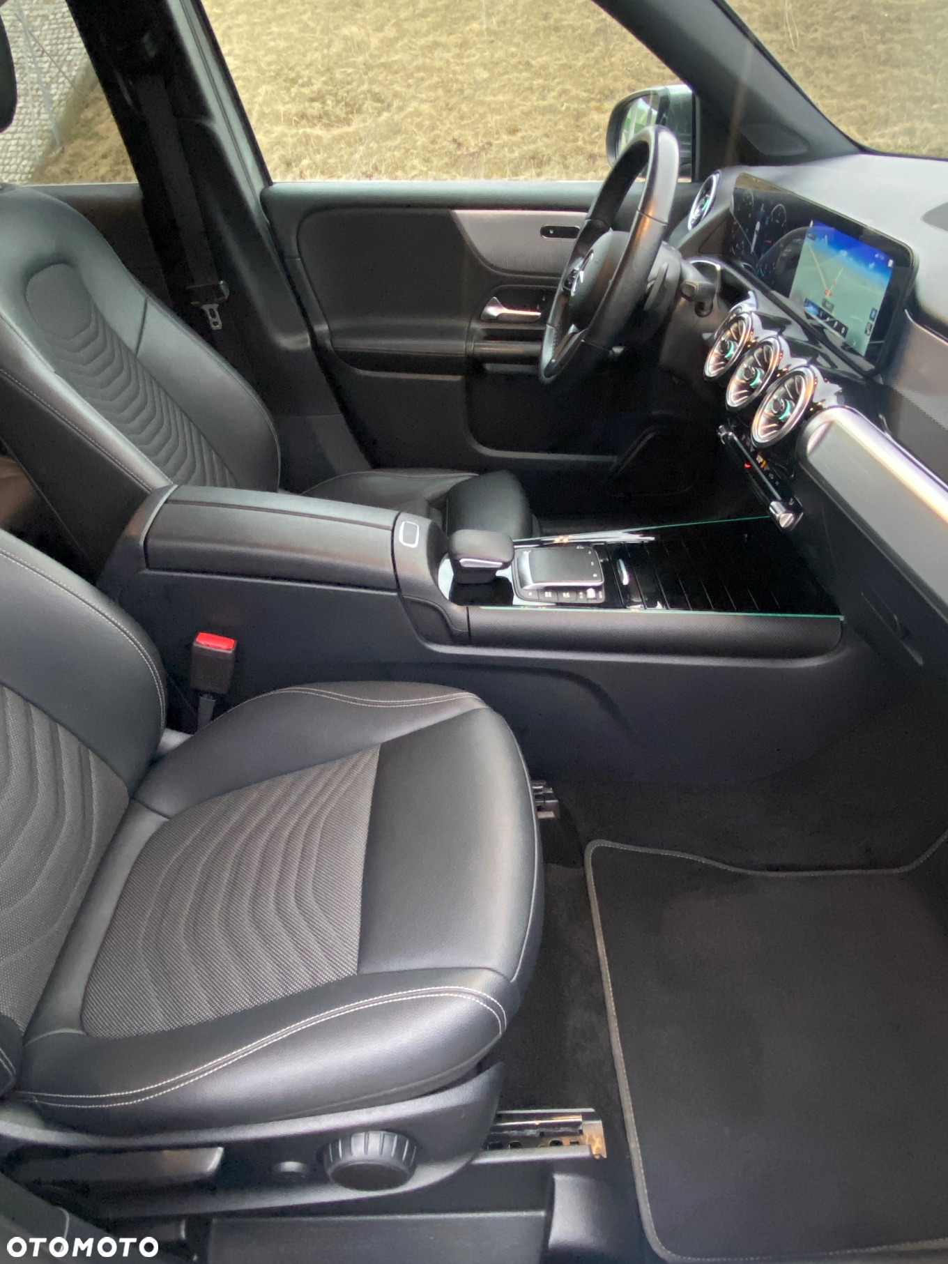 Mercedes-Benz GLB 200 d 4-Matic 8G-DCT - 13