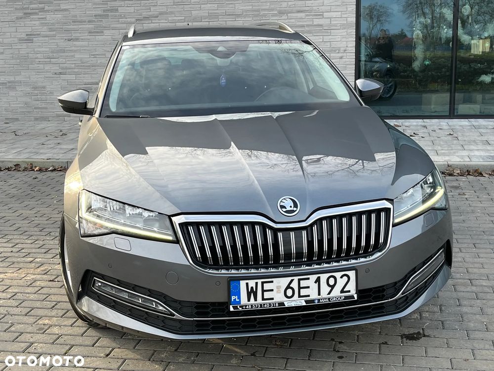 Skoda Superb 2.0 TDI SCR 4x4 Style DSG - 3