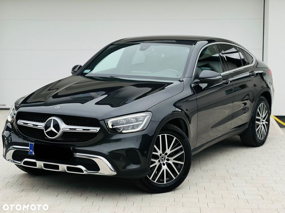 Mercedes-Benz GLC 200 4Matic 9G-TRONIC AMG Line - 2