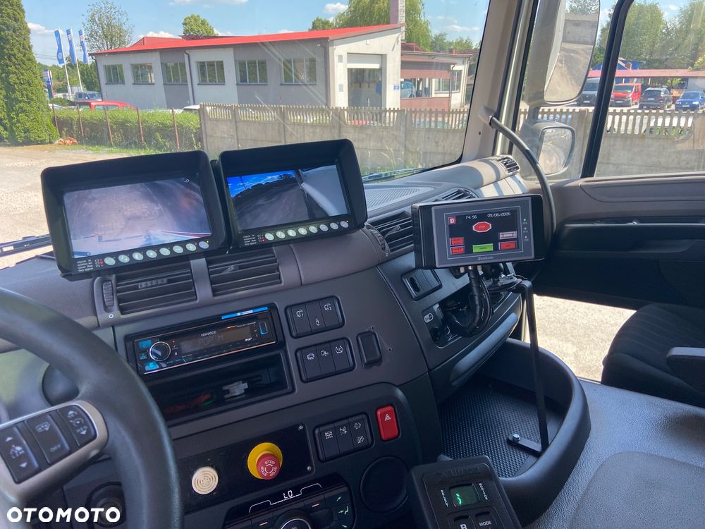 DAF CF 300 - 17