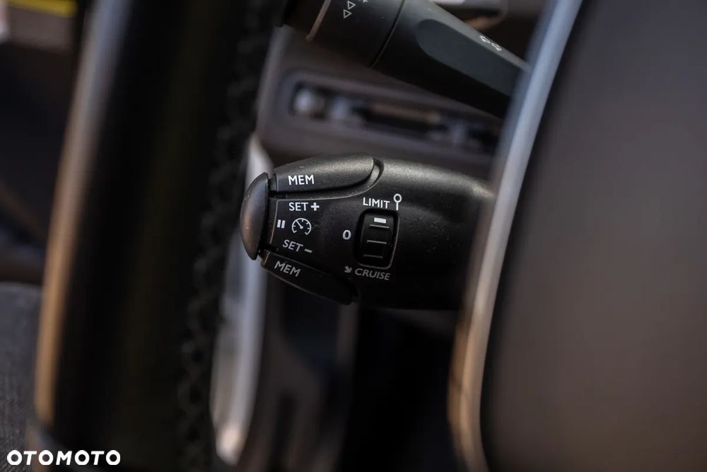 Peugeot 3008 HDi 150 Active - 26