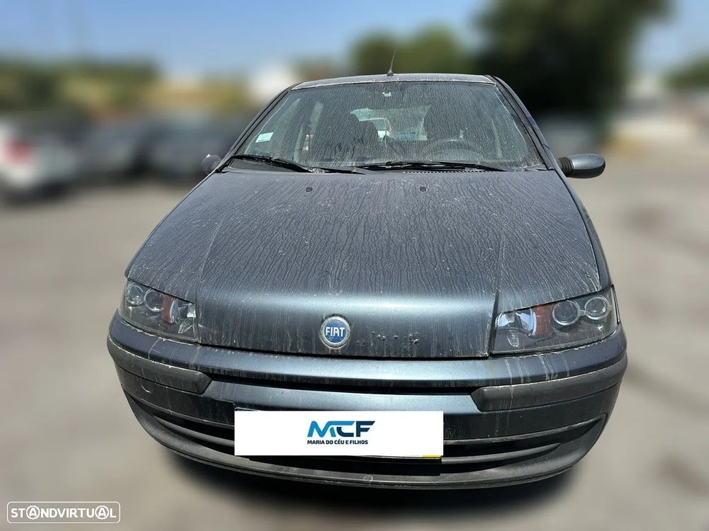 Fiat Punto 1.9 JTD 80 de 1999 para peças - 1