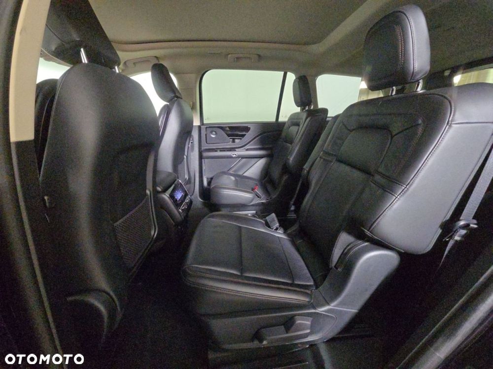 Lincoln Aviator - 15