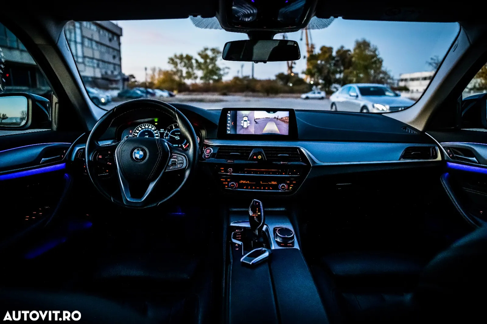 BMW Seria 5 520d Touring Aut. Luxury Line - 10