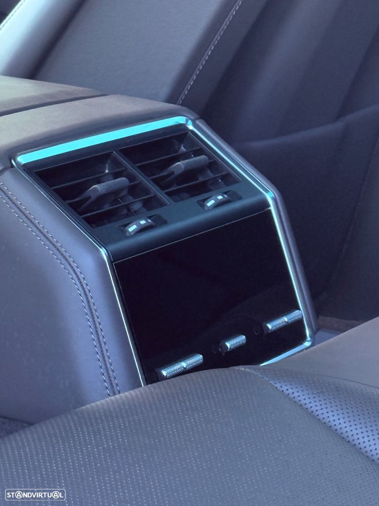 Porsche Panamera Sport Turismo 4S E-Hybrid - 41