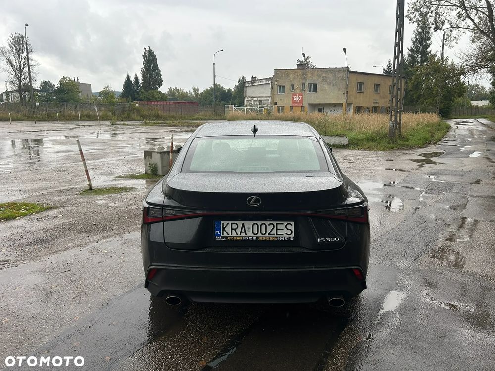 Lexus IS - 5