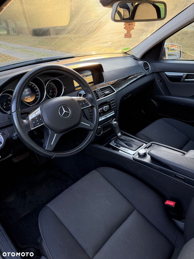 Mercedes-Benz Klasa C 180 BlueEFFICIENCY 7G-TRONIC - 9