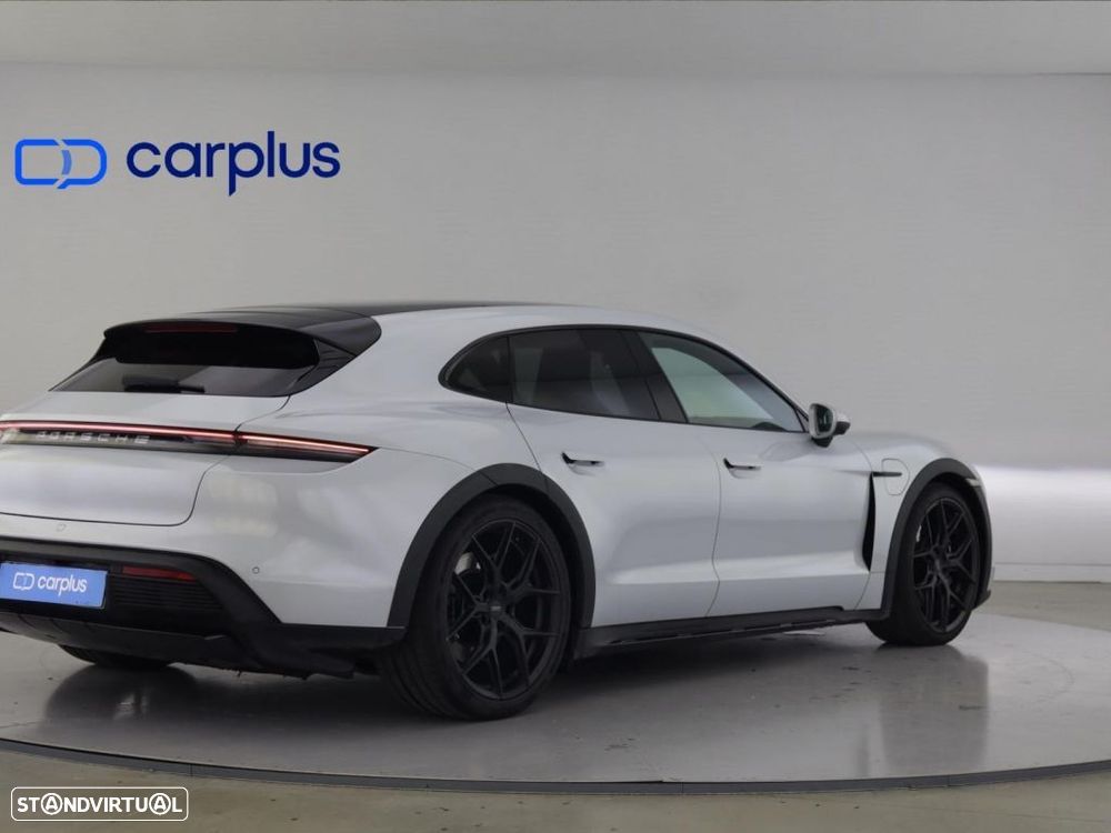 Porsche Taycan Cross Turismo 4S - 7