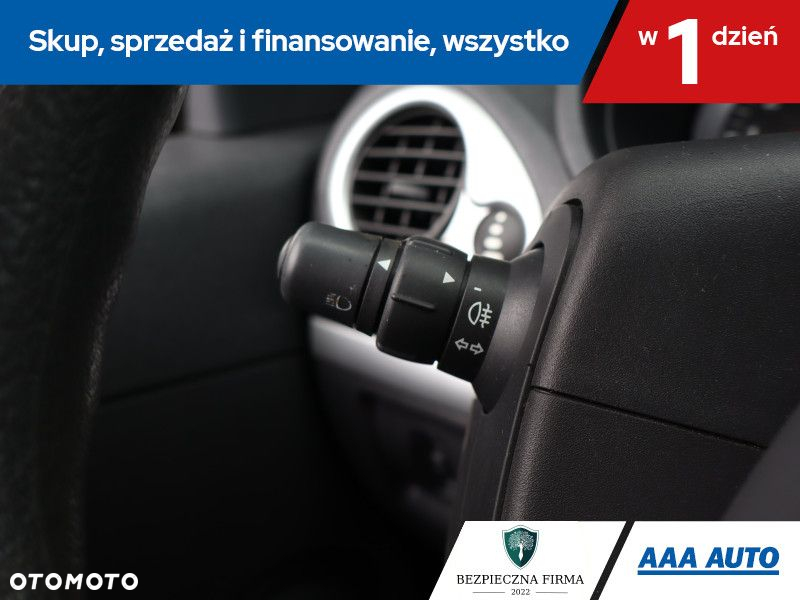 Renault Clio - 17