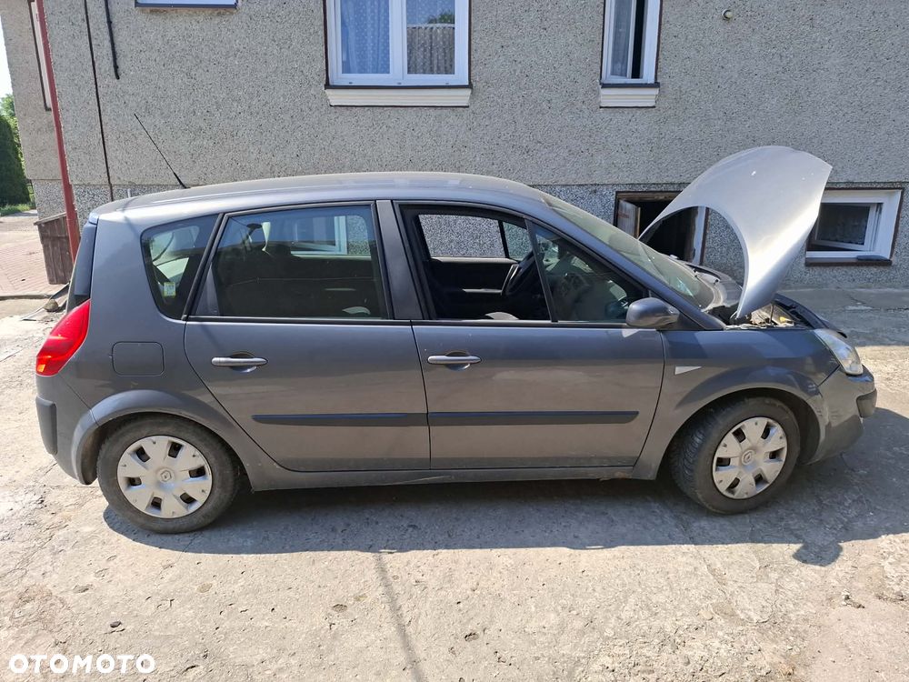 Renault Scenic 1.6 16V Alize Plus - 1