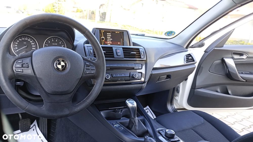BMW Seria 1 114i Sport Line - 22