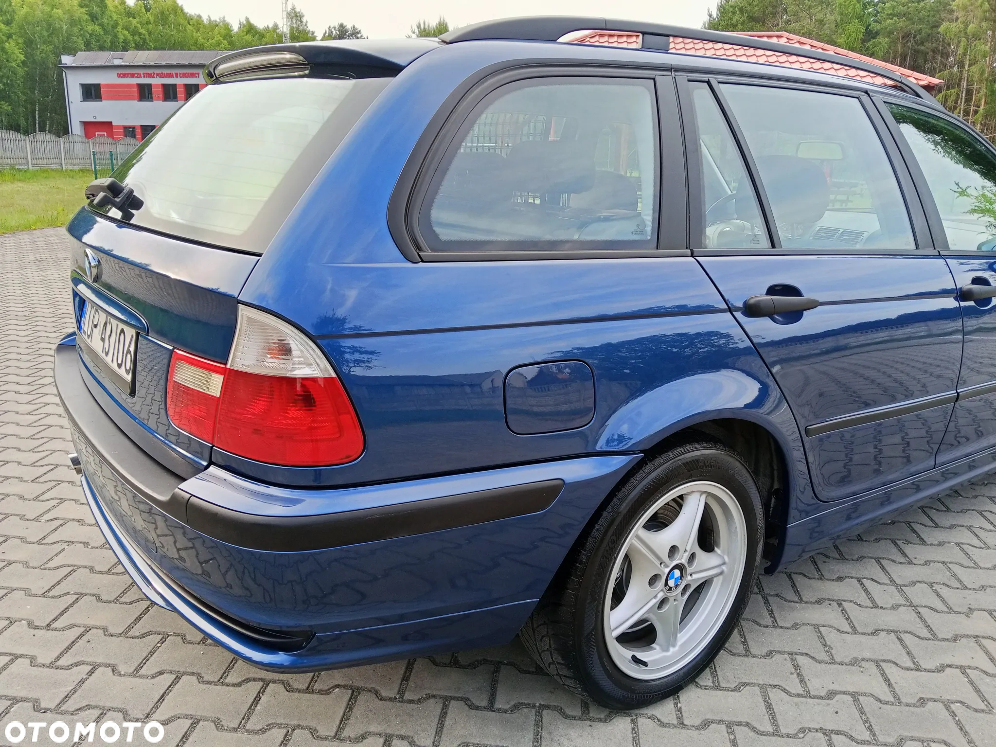 BMW Seria 3 318i Edition Sport - 16