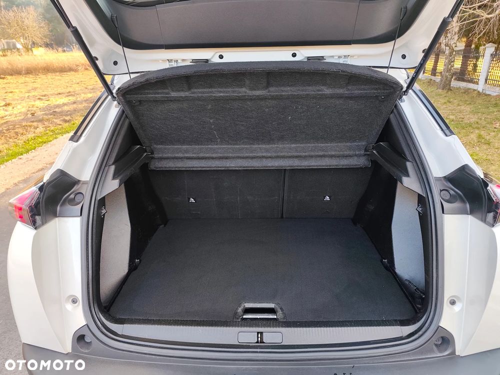 Peugeot 2008 1.5 BlueHDi GT S&S - 31