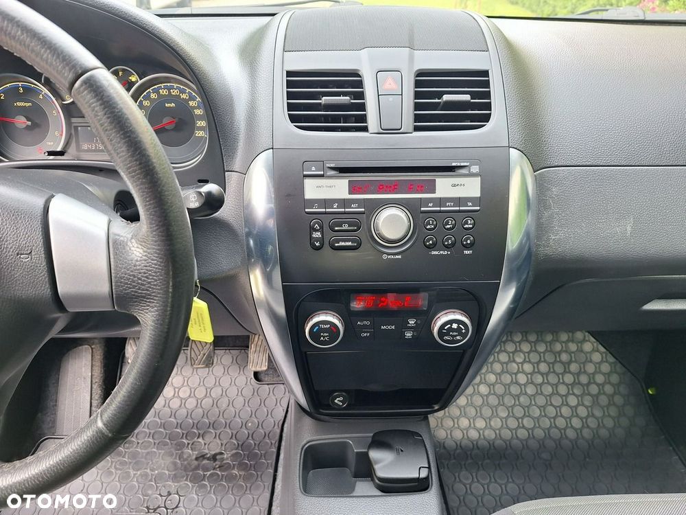 Fiat Sedici 2.0 Multijet 16V 4x4 Emotion - 13