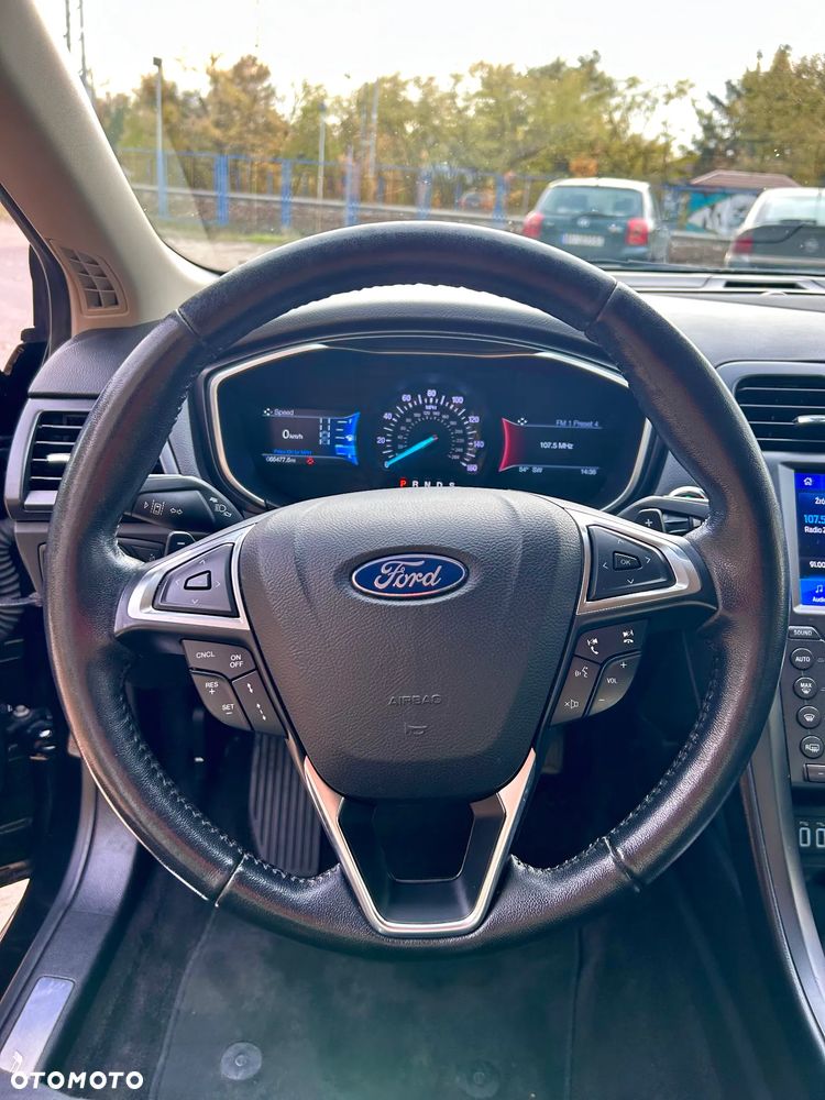 Ford Fusion 2.0 EcoBoost Titanium - 13