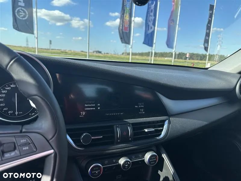 Alfa Romeo Giulia 2.0 Turbo Veloce Q4 - 18