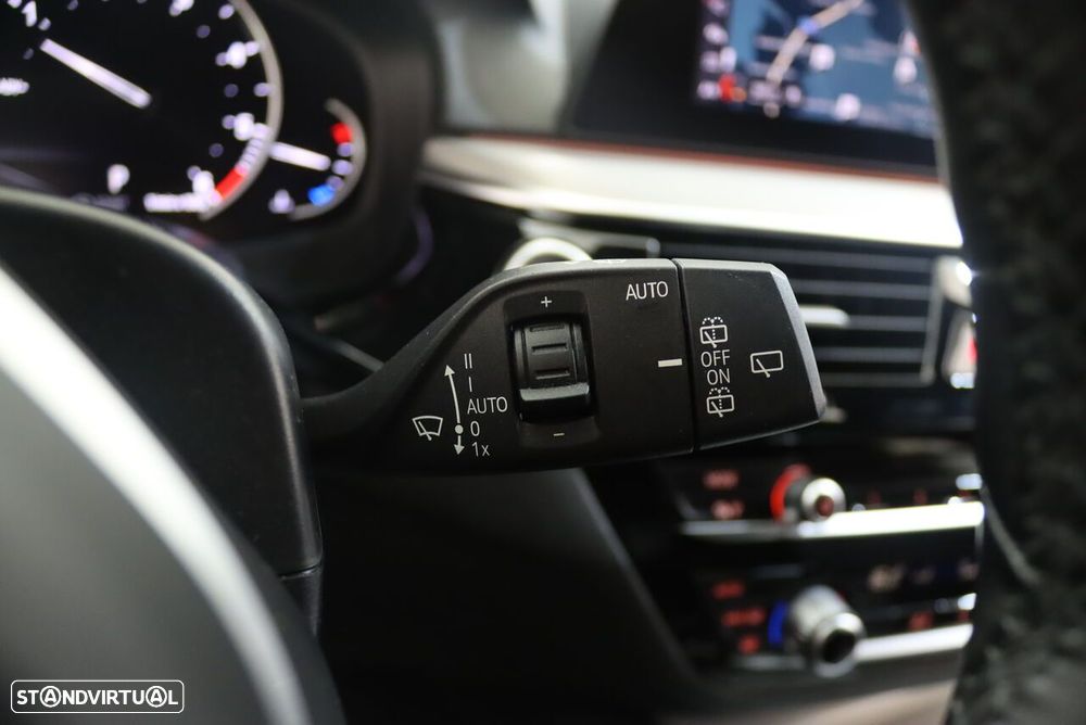 BMW 520 d Pack M Auto - 15