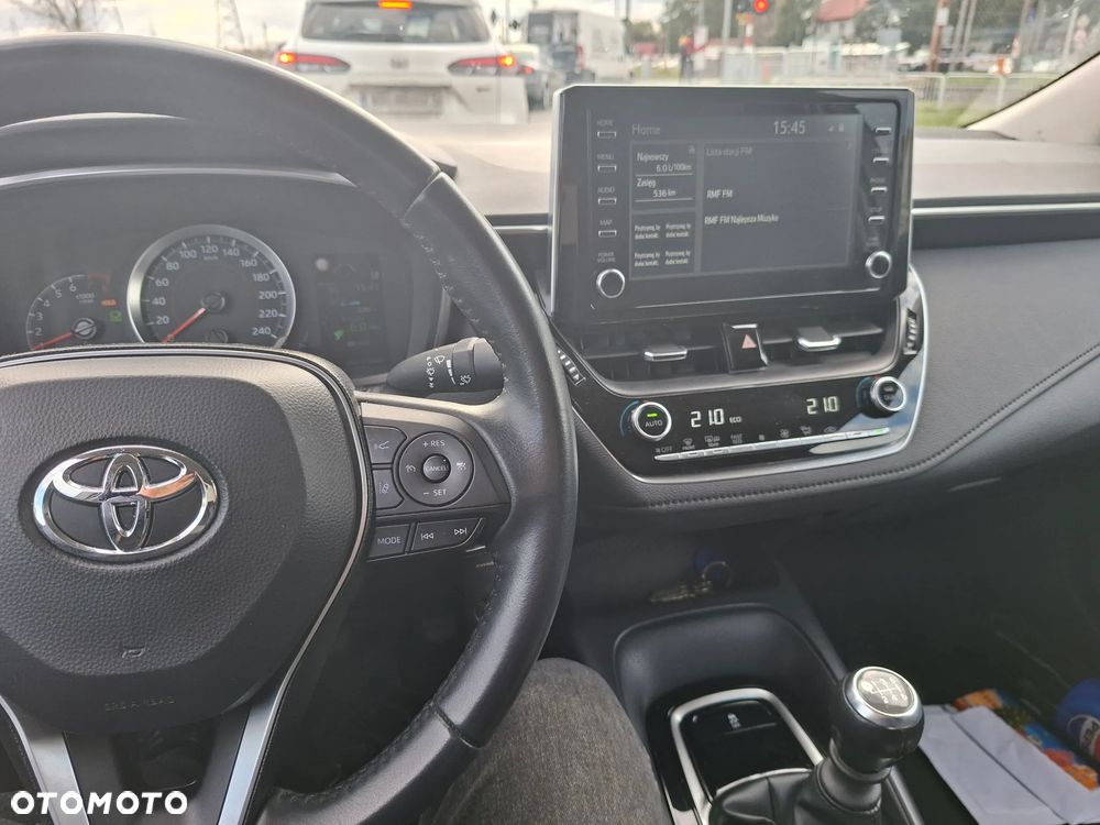 Toyota Corolla 1.5 Comfort - 10