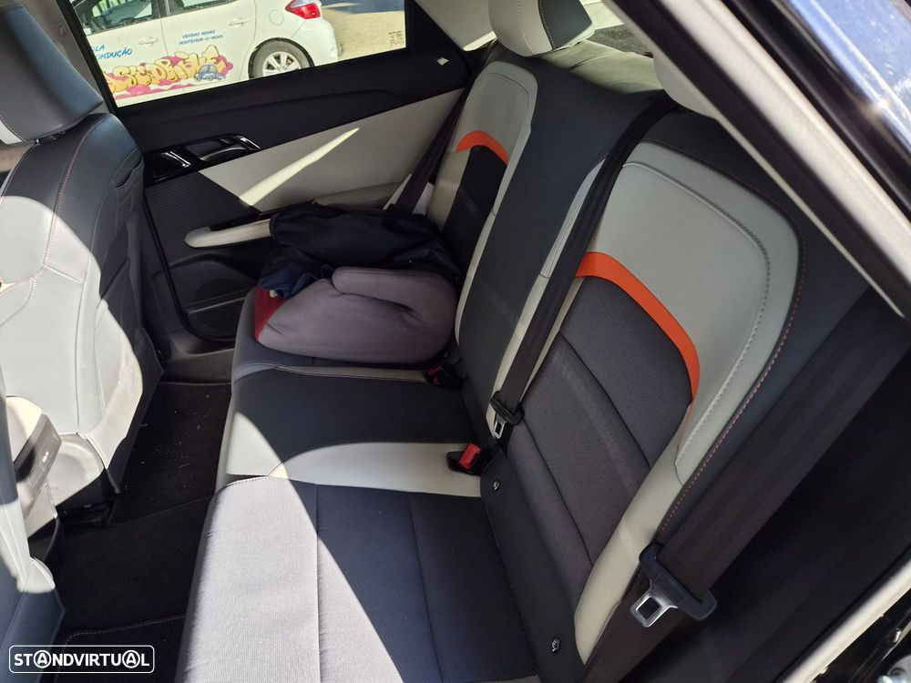 MG MG4 64 kWh Luxury - 13