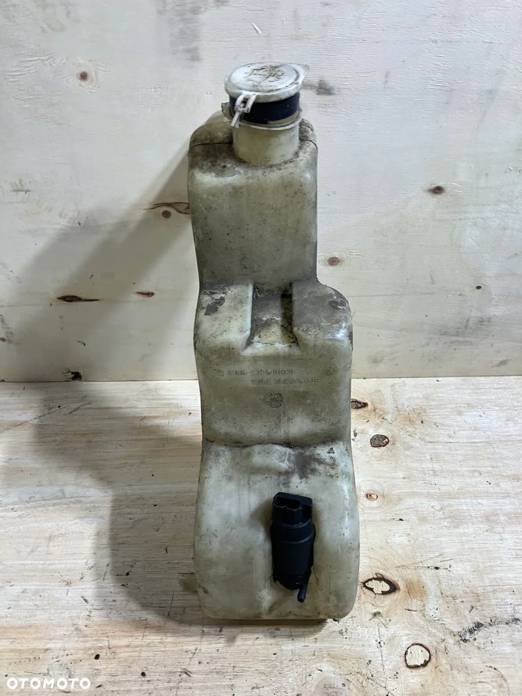 ZBIORNICZEK SPRYSKIWACZY BMW E32 E34 TOURING KLAPY 1378612 1391805 - 1
