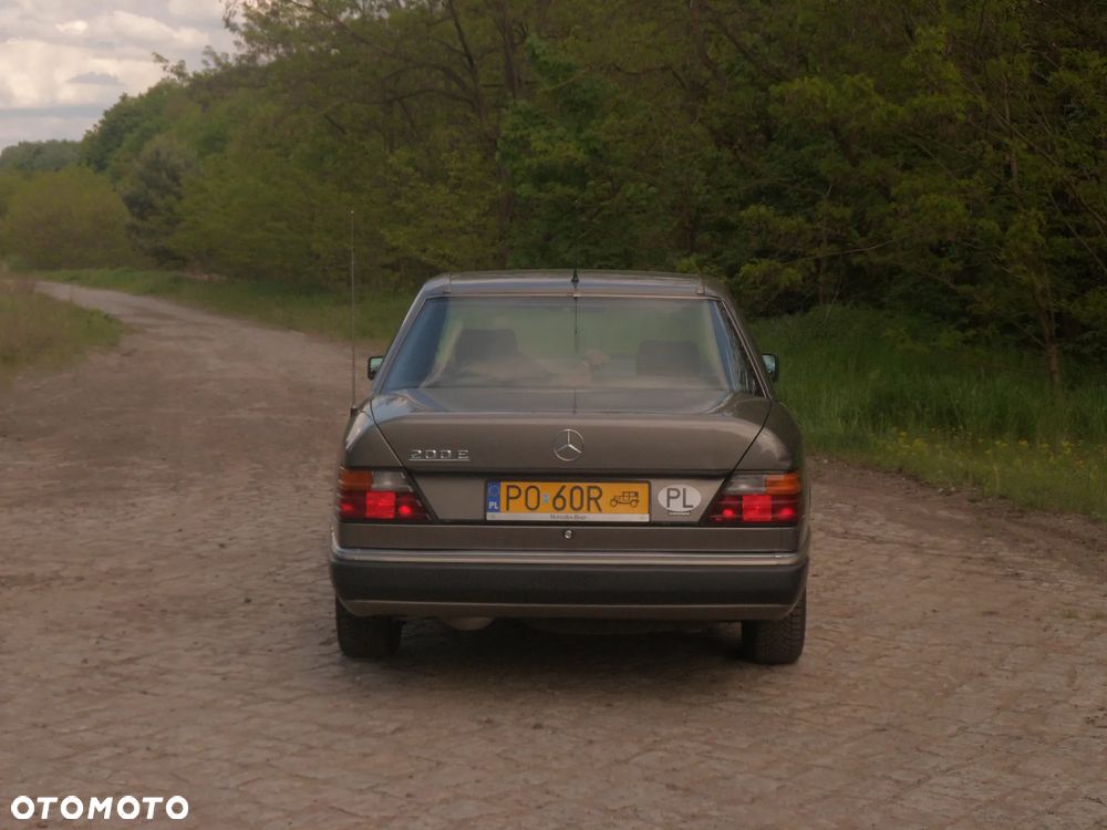 Mercedes-Benz W124 (1984-1993) - 5
