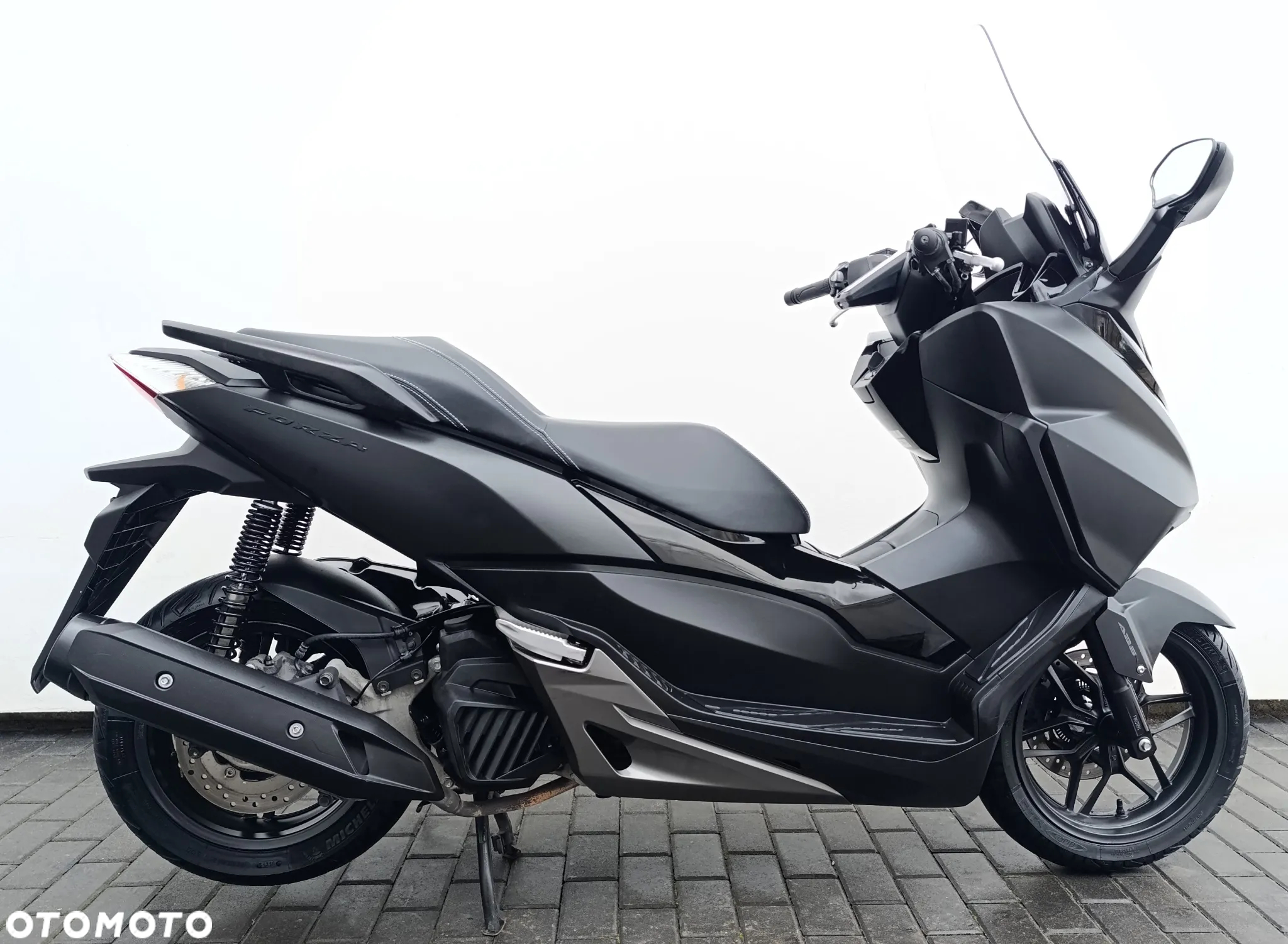 Honda NSS - 6