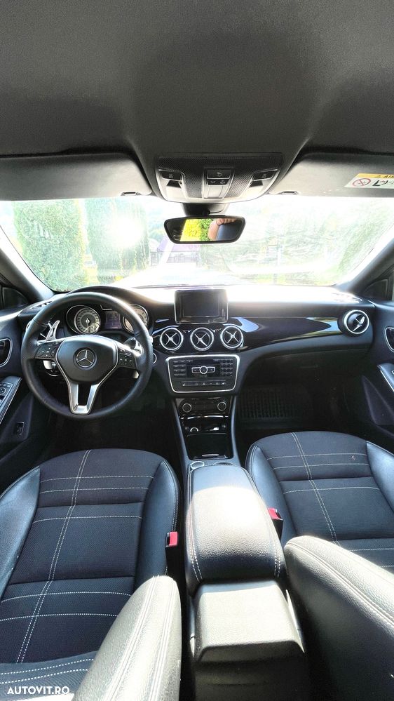 Mercedes-Benz CLA - 4