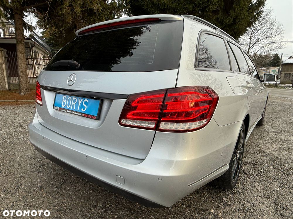 Mercedes-Benz Klasa E 220 BlueTEC 4Matic 7G-TRONIC Avantgarde - 40