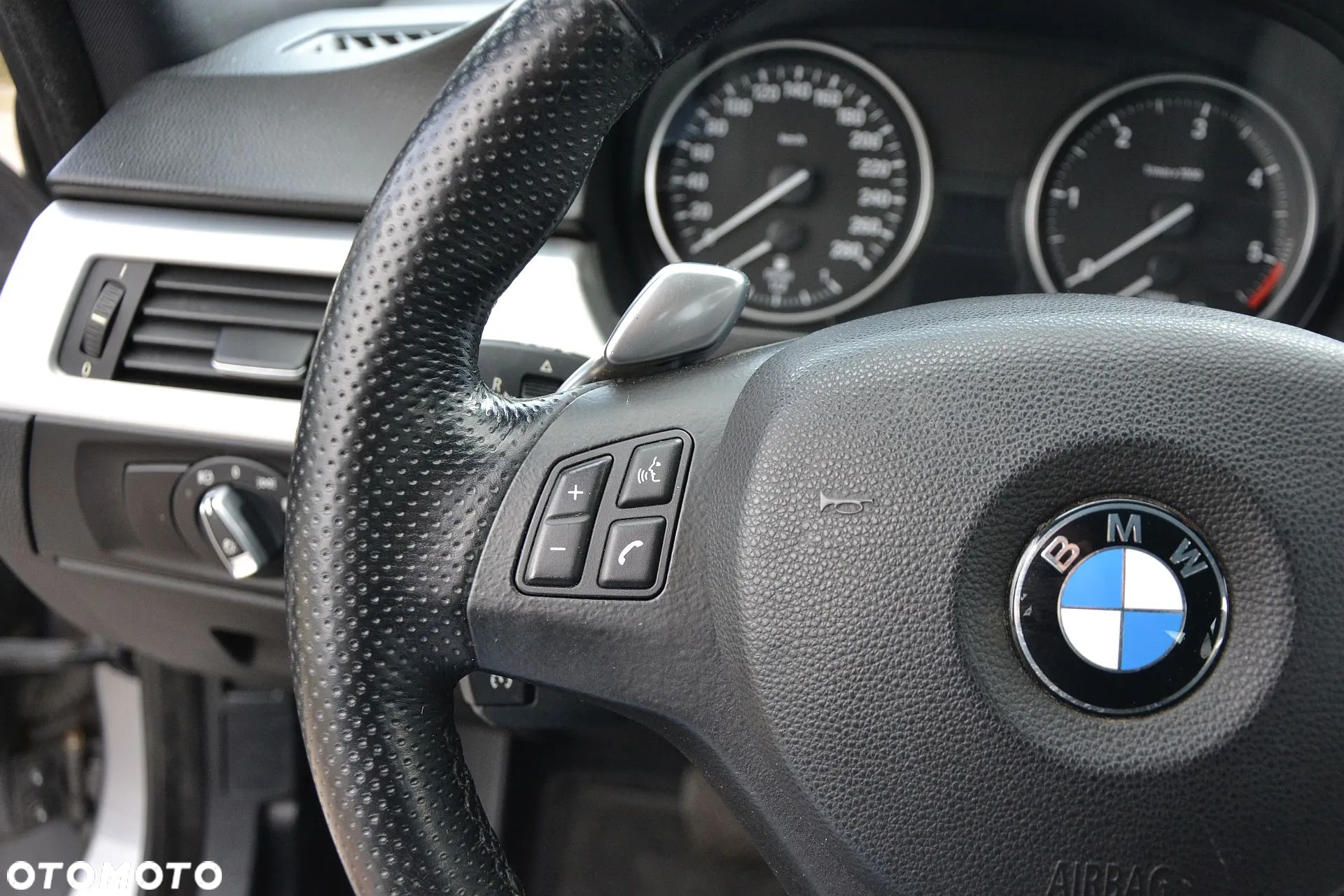 BMW Seria 3 335d DPF Edition Exclusive - 27
