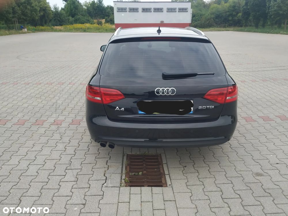 Audi A4 - 4