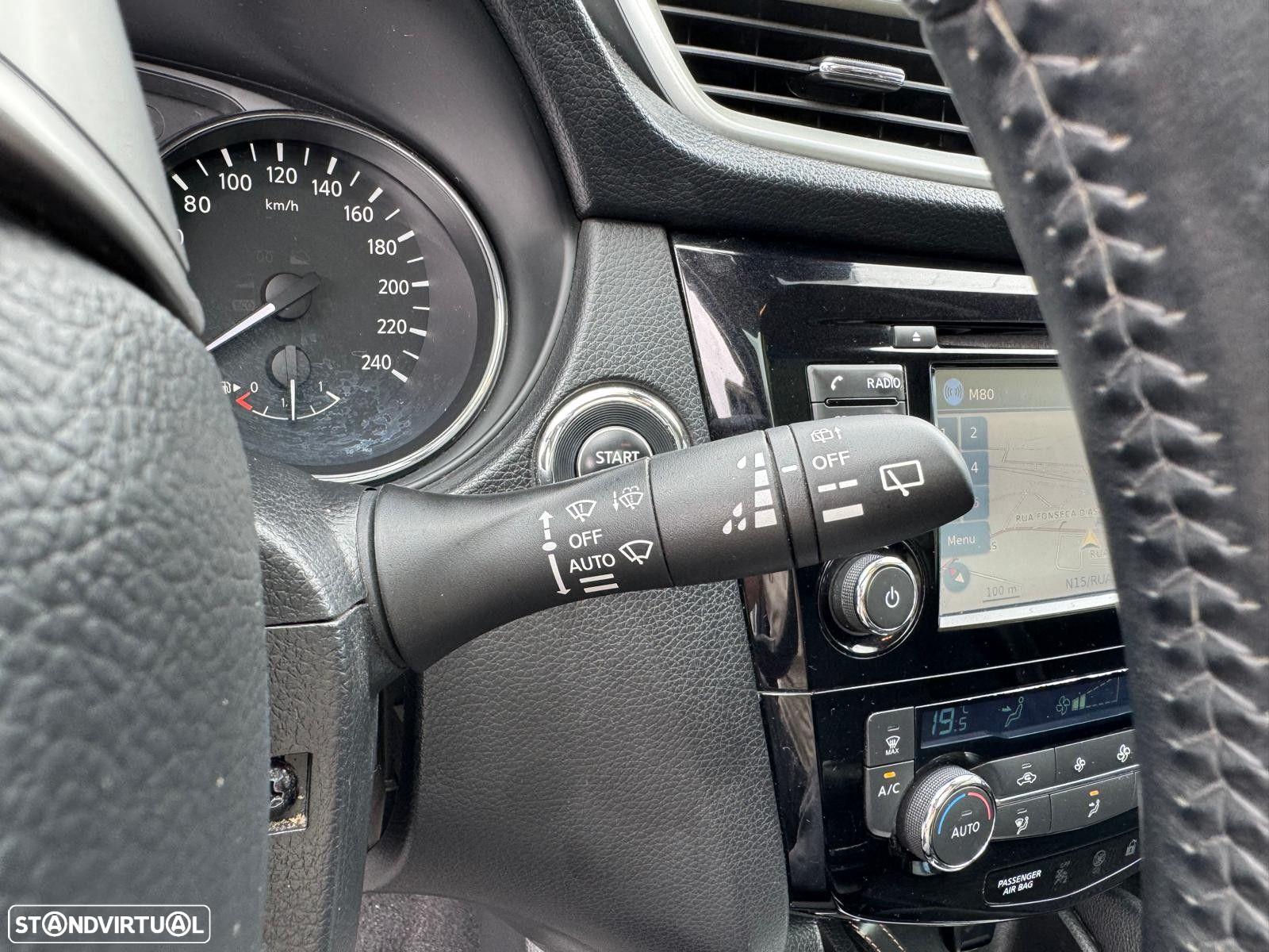 Nissan Qashqai 1.5 dCi N-Connecta - 22
