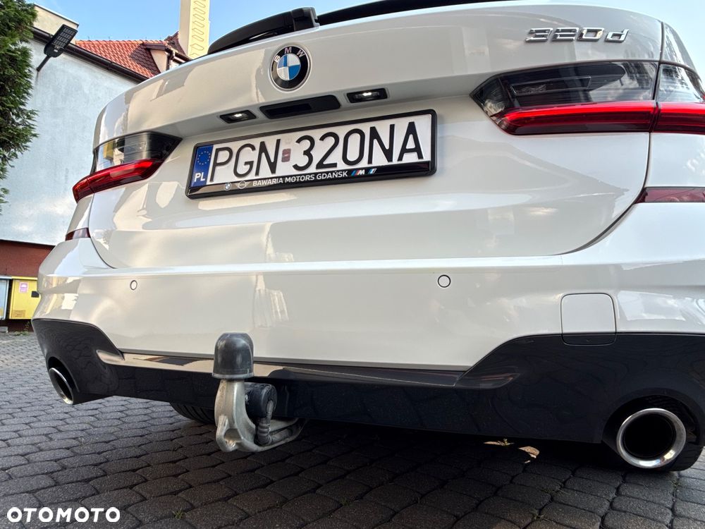 BMW Seria 3 320d Edition M Sport Shadow - 29