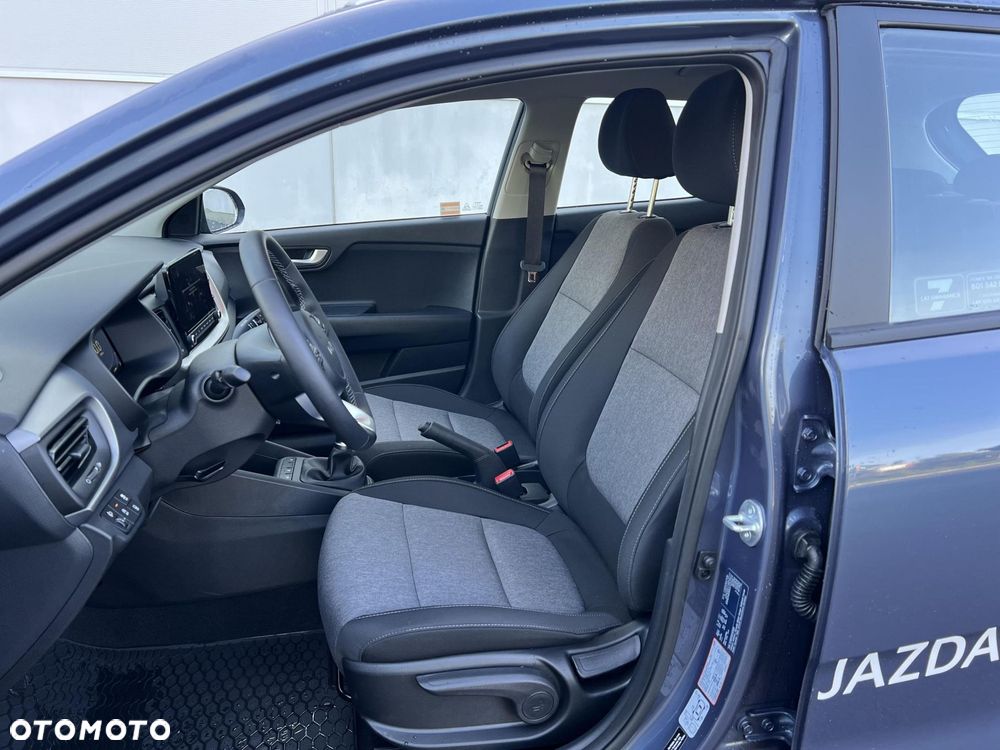 Kia Stonic - 10