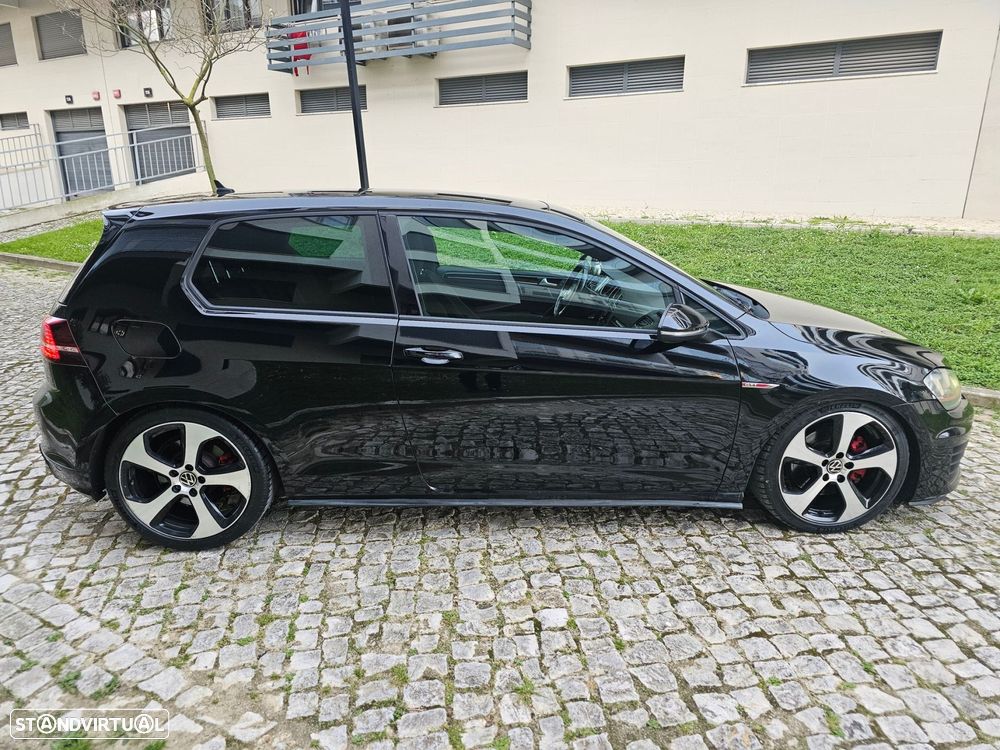 VW Golf 2.0 TSi GTi - 9