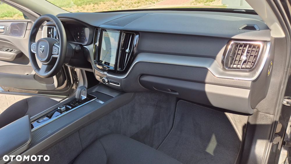 Volvo XC 60 T6 AWD Plug-In Hybrid Inscription Expression - 25
