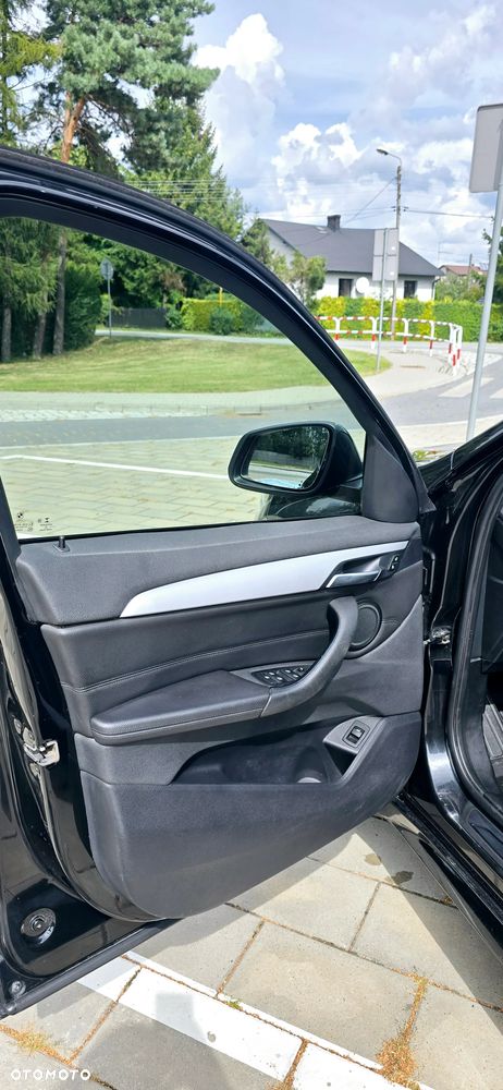 BMW X1 sDrive20i GPF - 7