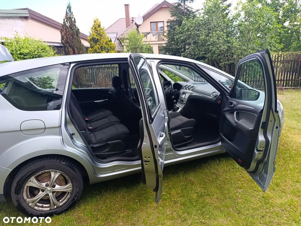 Ford S-Max 2.0 Titanium - 9