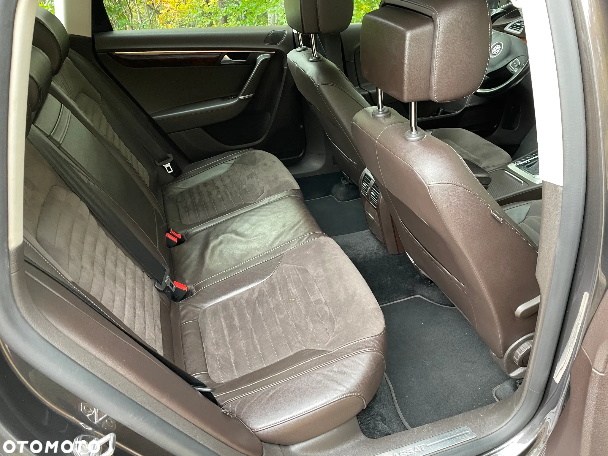 Volkswagen Passat 2.0 TDI Highline DSG - 20