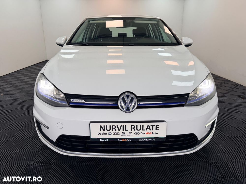 Volkswagen Golf - 24