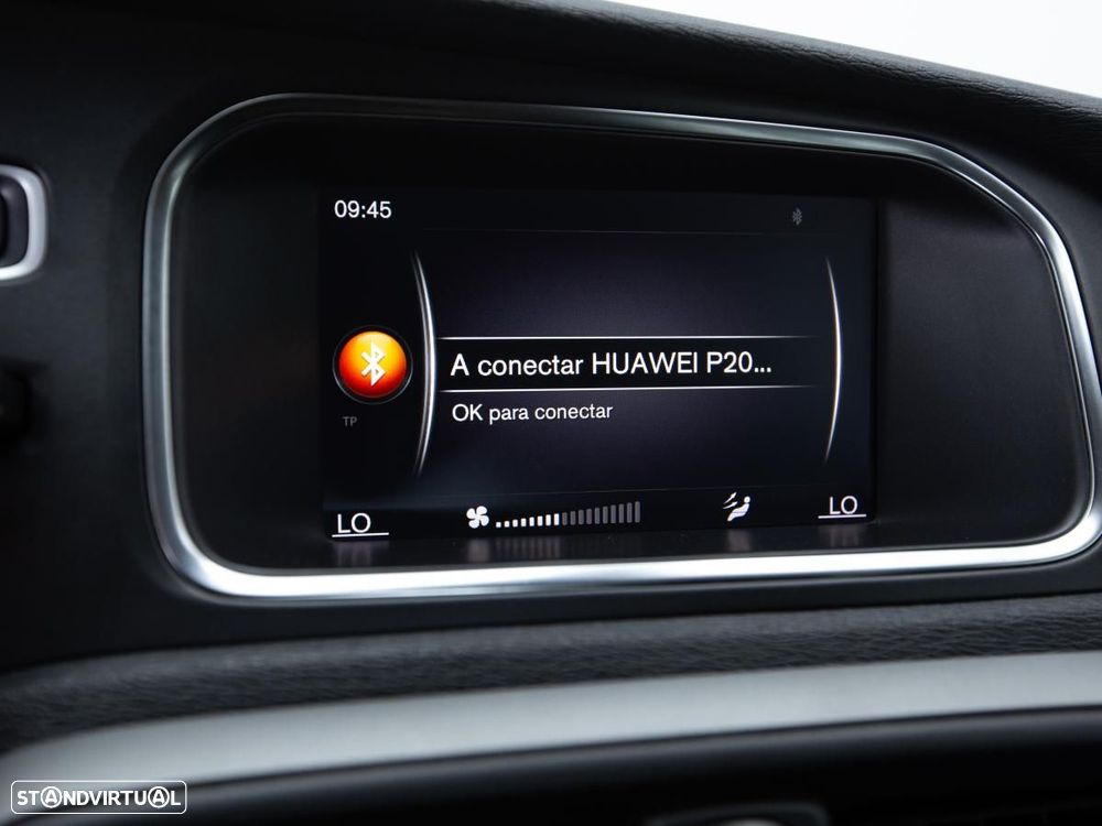 Volvo V40 - 18
