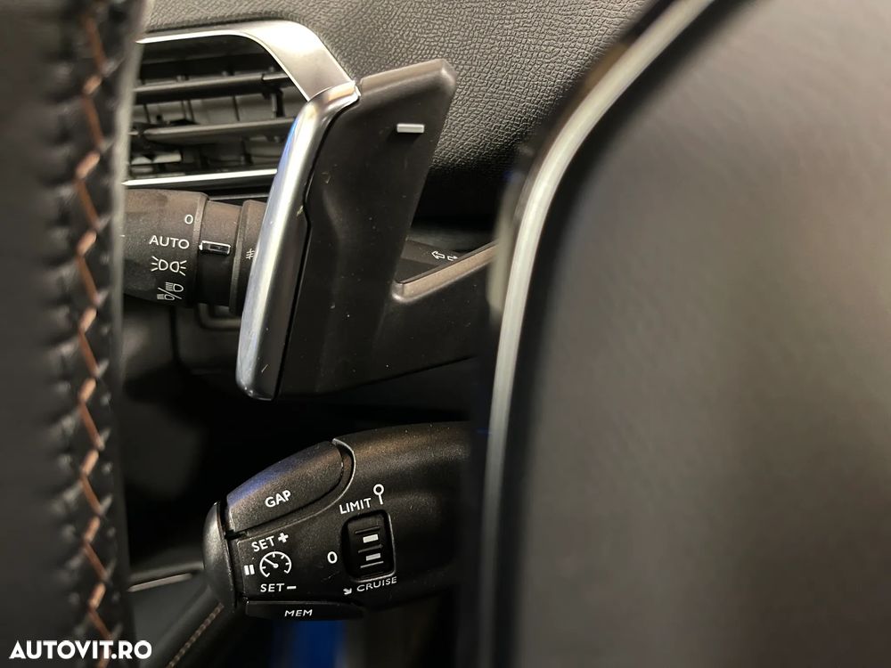 Peugeot 5008 1.5 BlueHDI s&s EAT8 GT-Line - 35