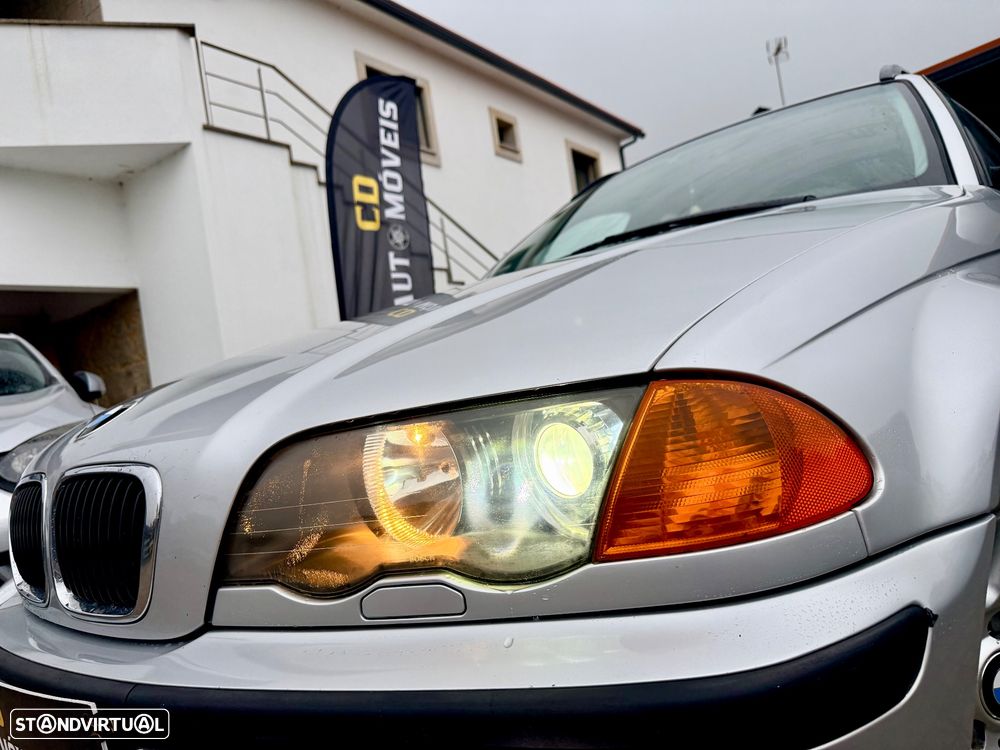 BMW 320 d Touring - 12