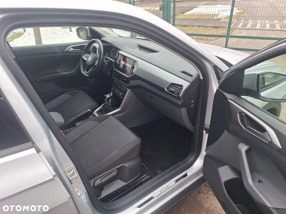 Volkswagen T-Cross - 14