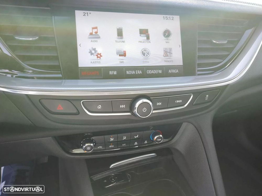 Opel Insignia Grand Sport - 22
