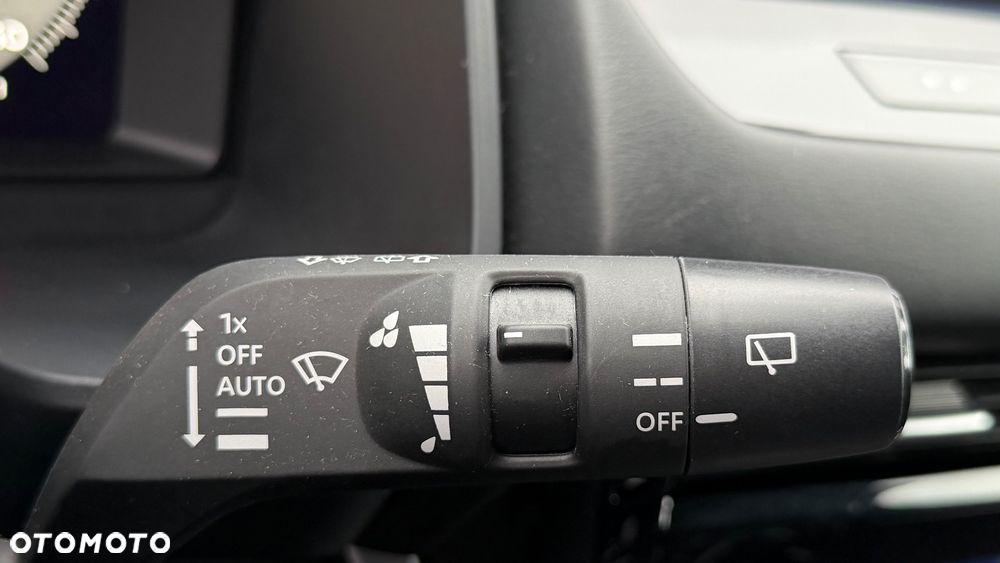 Nissan Qashqai 1.3 DIG-T MHEV N-Connecta - 27