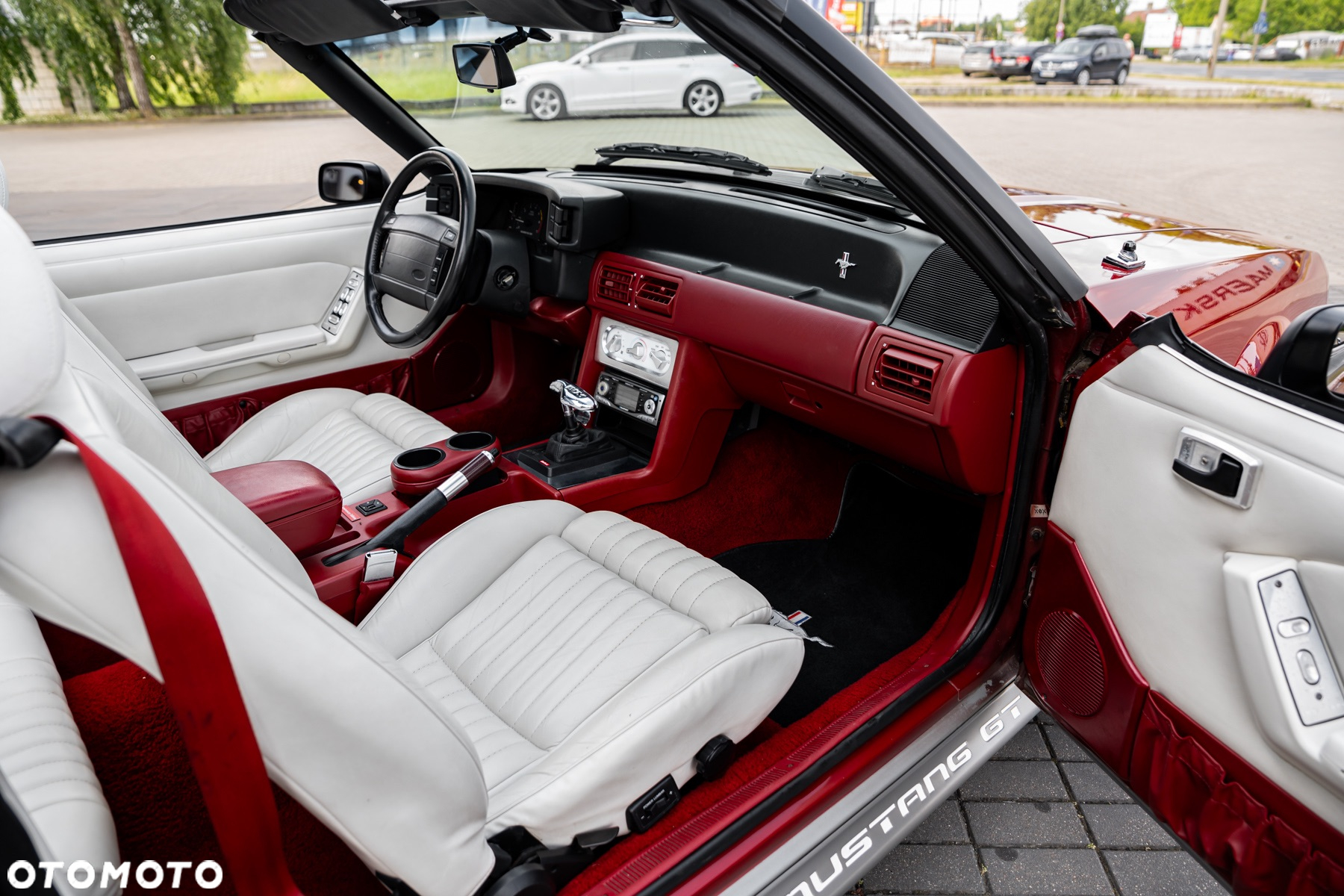 Ford Mustang 5.0 GT - 27