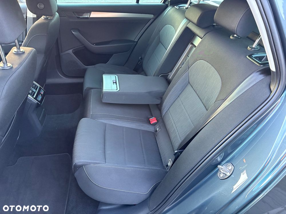 Skoda Superb 2.0 TDI Style DSG - 15