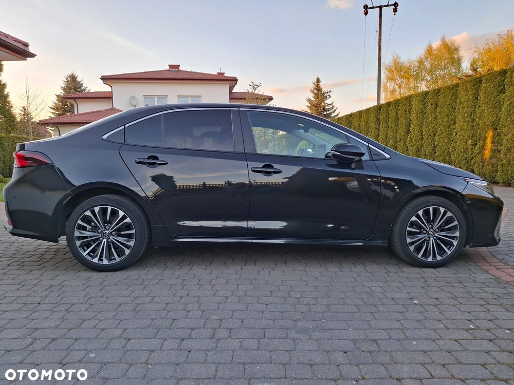 Toyota Corolla 1.8 Hybrid Style - 34