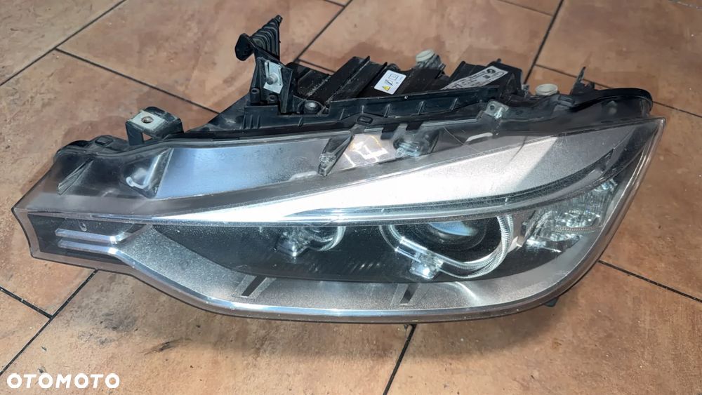 LAMPA BMW F30 F31 BI XENON NIESKRĘTNY LEWA KPL SCHODZI LAKIER BEZBARWNY 7259525 - 1